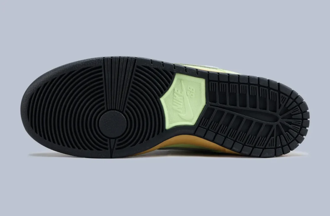 Nike SB Dunk Low “Verdugo Mountain” (HQ1626-300)