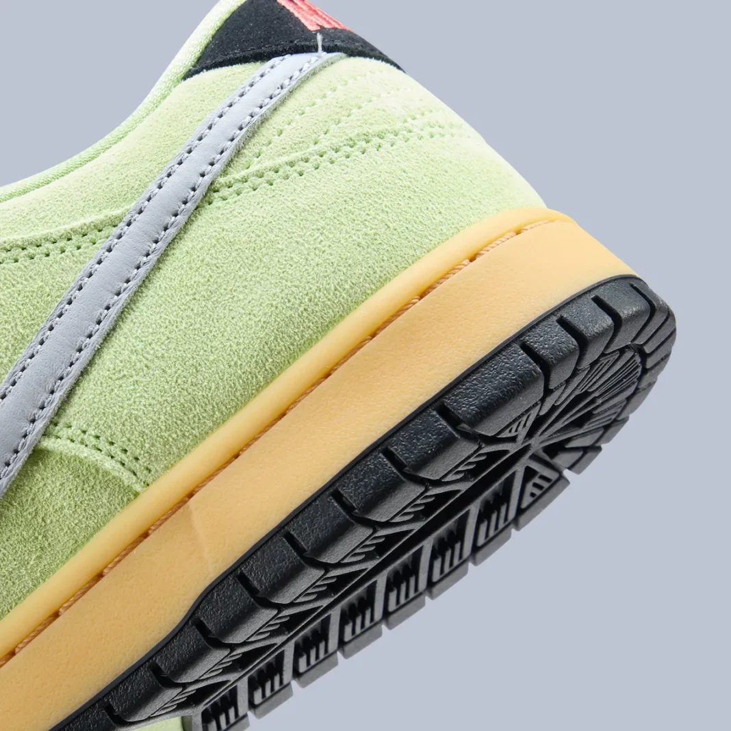 Nike SB Dunk Low “Verdugo Mountain” (HQ1626-300)