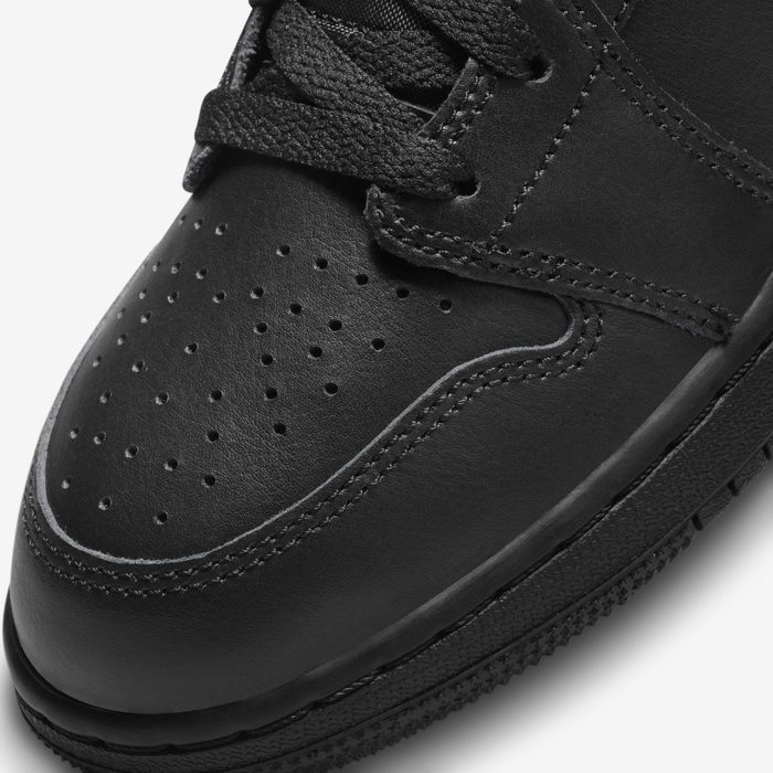 Jordan 1 Mid Triple Black Older Kids’ Shoes – 554725-093