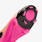 Cyclone 360 traction sole