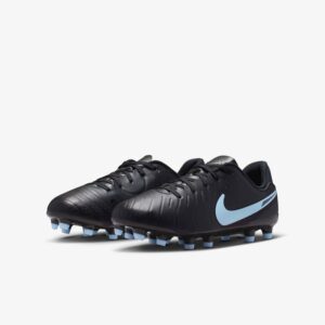 Nike Tiempo side view