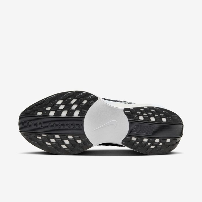 Nike ZoomX foam midsole detail