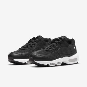 Nike Air Max 95 side view