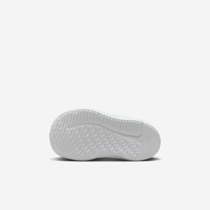 Nike toddler shoe outsole traction