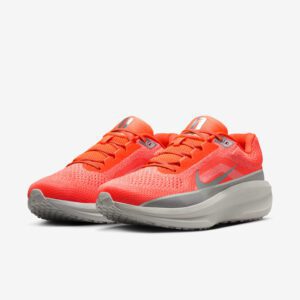 Nike Winflo 11 PRM Hyper Crimson running shoes